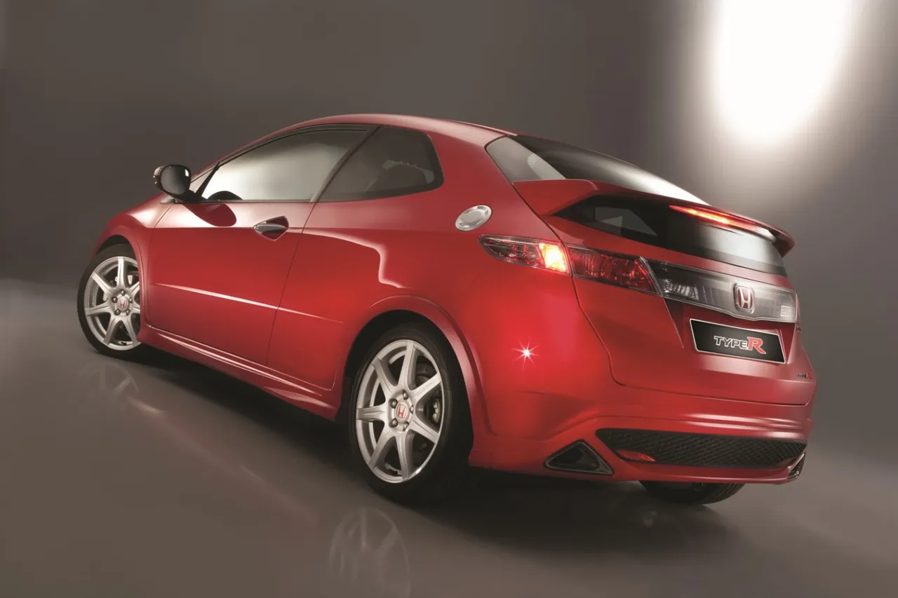 Zdjęcie Jak poprawić osiągi Honda Civic Type R z zawieszeniem Koni