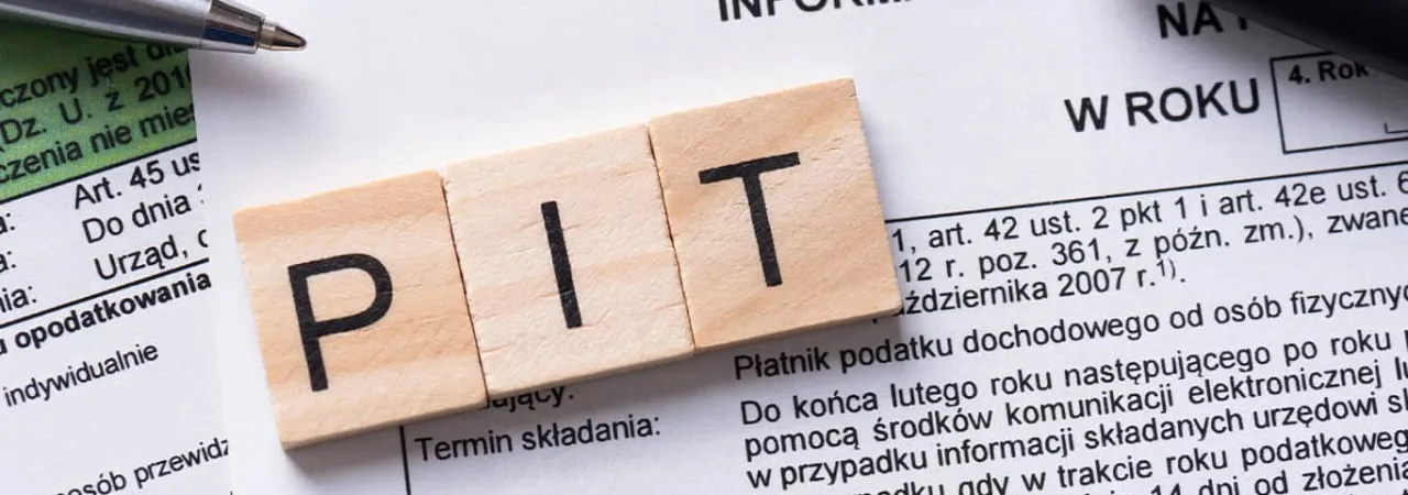 Zdjęcie Czy na umowie zlecenie trzeba rozliczyć PIT? Sprawdź obowiązki podatkowe