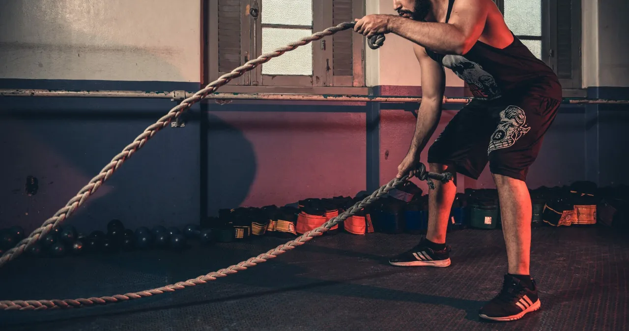 Zdjęcie Skuteczny trening na redukcję: połącz siłę z cardio i chudnij szybciej