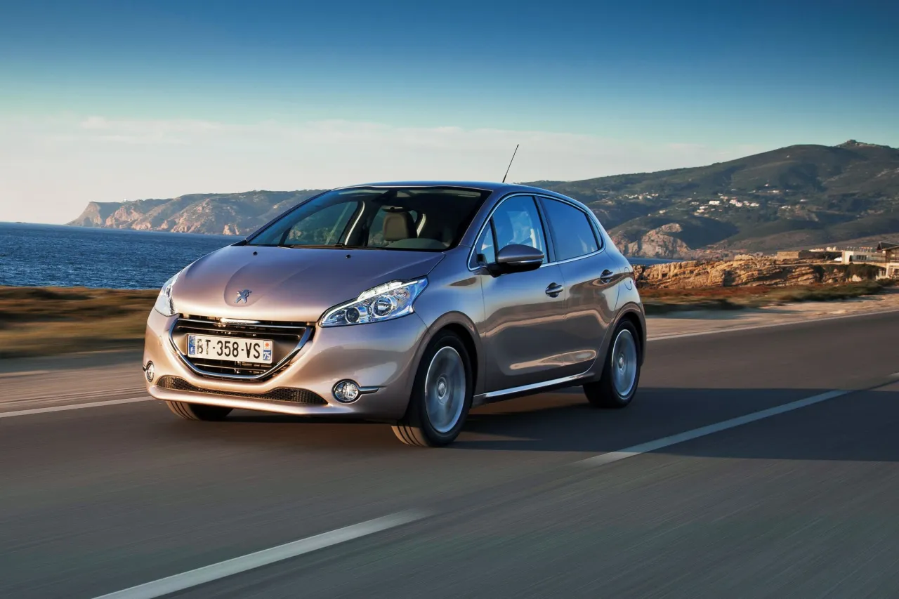 Zdjęcie Peugeot 208 jaki silnik wybrać, aby uniknąć kosztownych napraw?