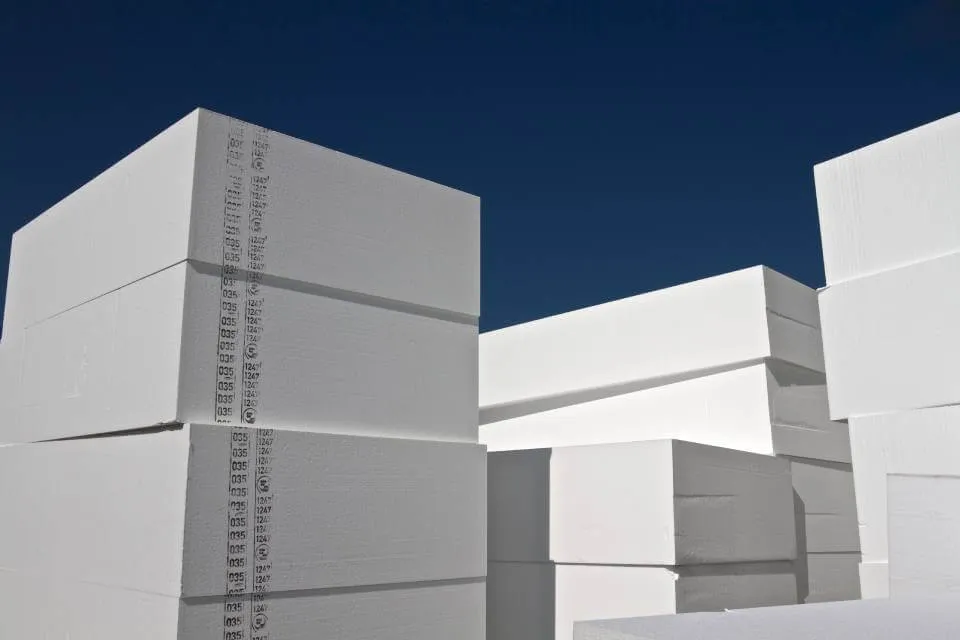 Zdjęcie Styropian na strop: jaki wybrać? Grubość, parametry i cena