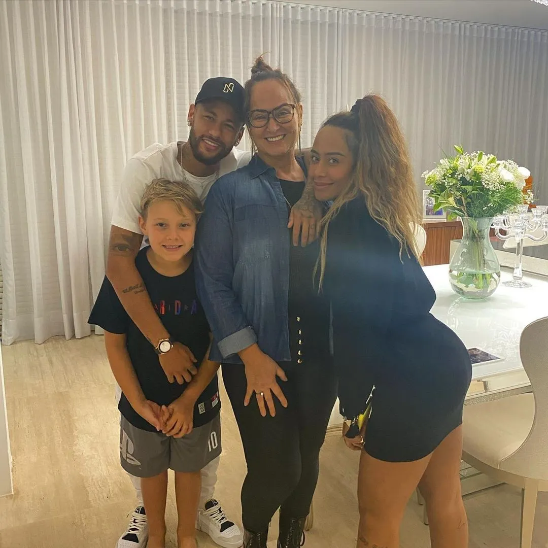 Zdjęcie Neymar rodzina: Zaskakujące fakty o jego bliskich i relacjach