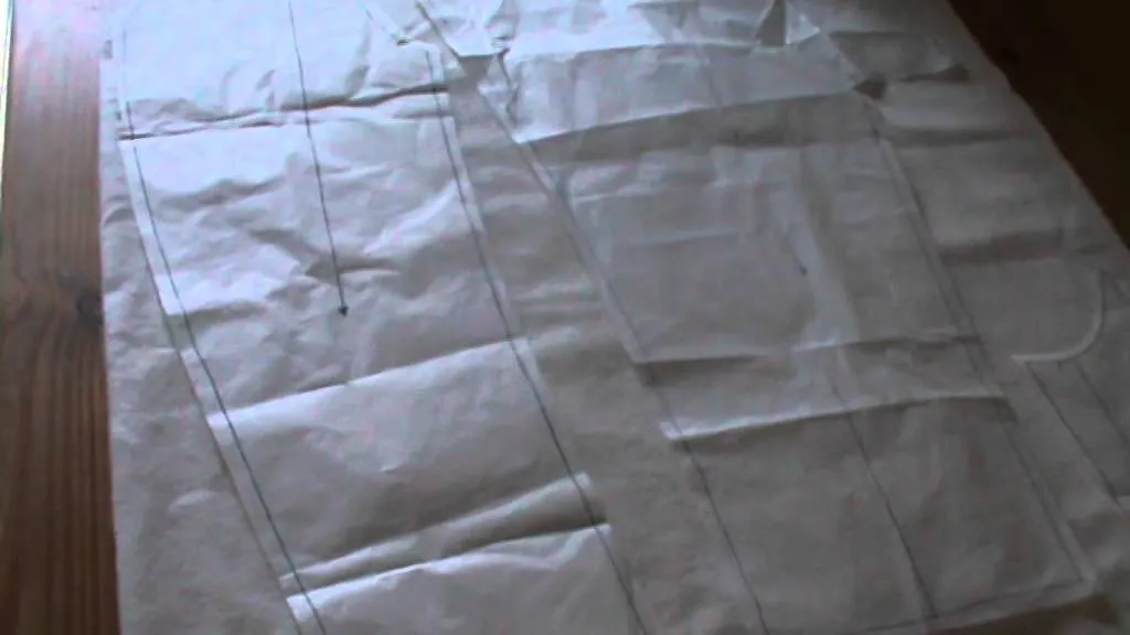 Jak ułożyć wykrój na materiale do szycia