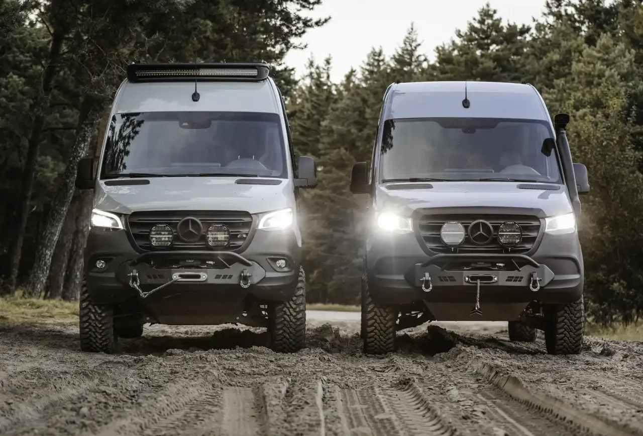 Mercedes Sprinter W906 vs W907 comparison
