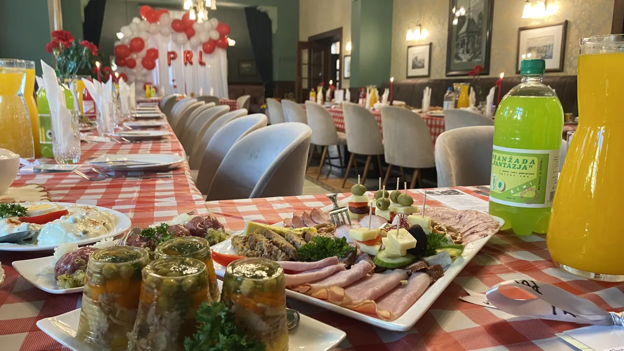 dekoracje na imprezę PRL