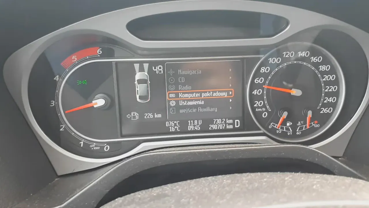 Ford S-Max deska rozdzielcza kontrolki DPF usterka silnika