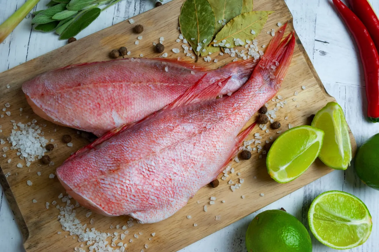 Danie z karmazyna z dodatkami