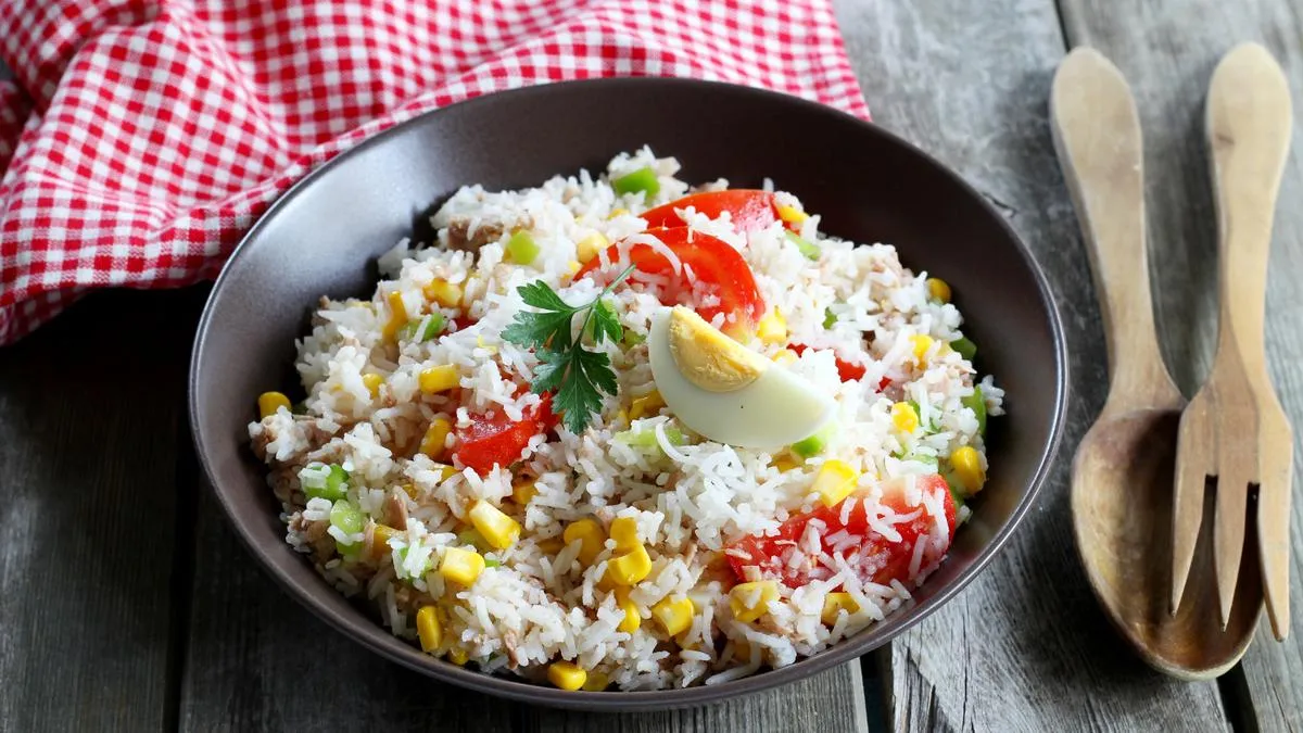 Zdjęcie Ingrédients pour une salade de riz délicieuse et facile à préparer