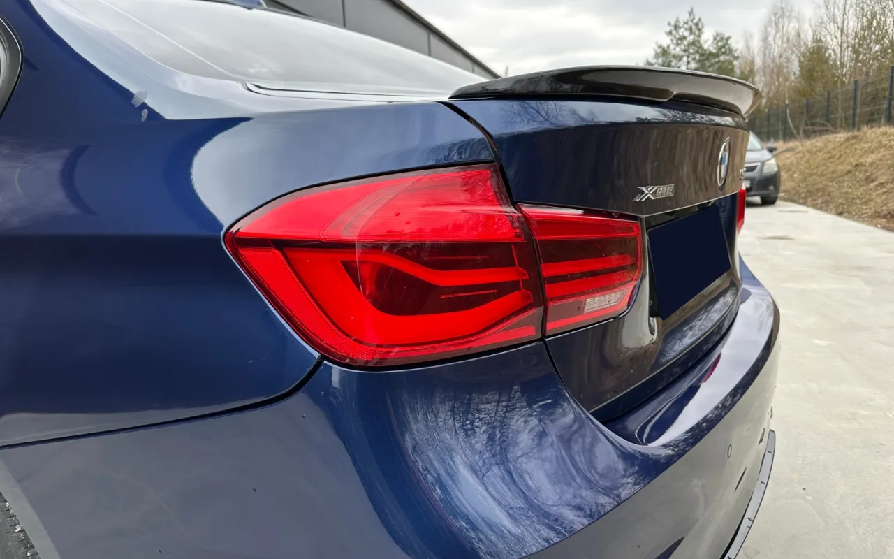 BMW F30 spoilery por&oacute;wnanie styl&oacute;w M Performance CSL GT