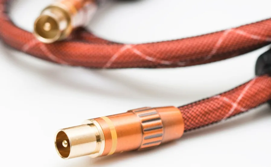 Zdjęcie Kabel coaxial co to jest i jak może poprawić jakość sygnału