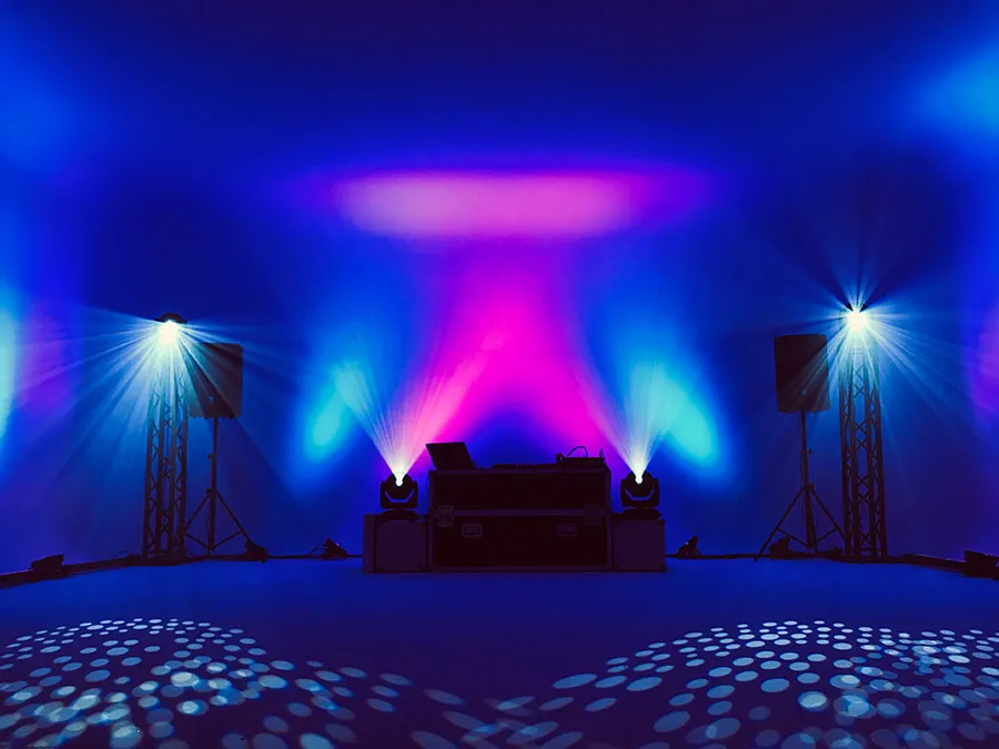 DJ na 18-stkę sprzęt nagłośnienie oświetlenie