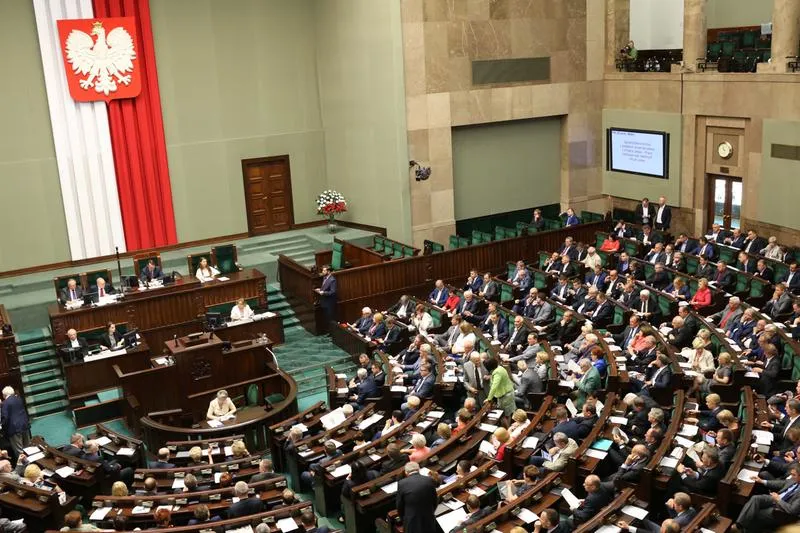 Zdjęcie Kto kieruje pracą sejmu i senatu? Kluczowe informacje o marszałkach