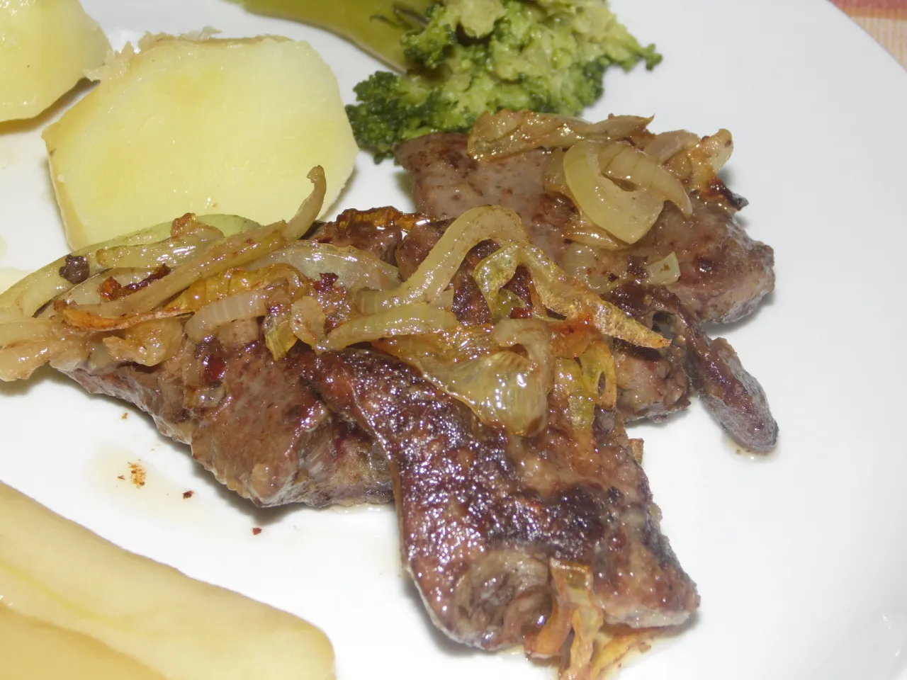 idealnie usmażona wątr&oacute;bka