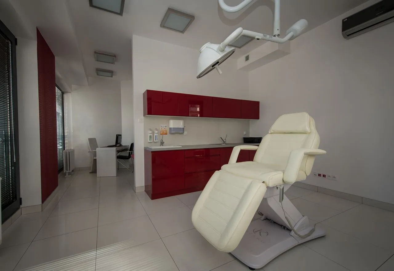 MD Clinic Warszawa budynek neurologia