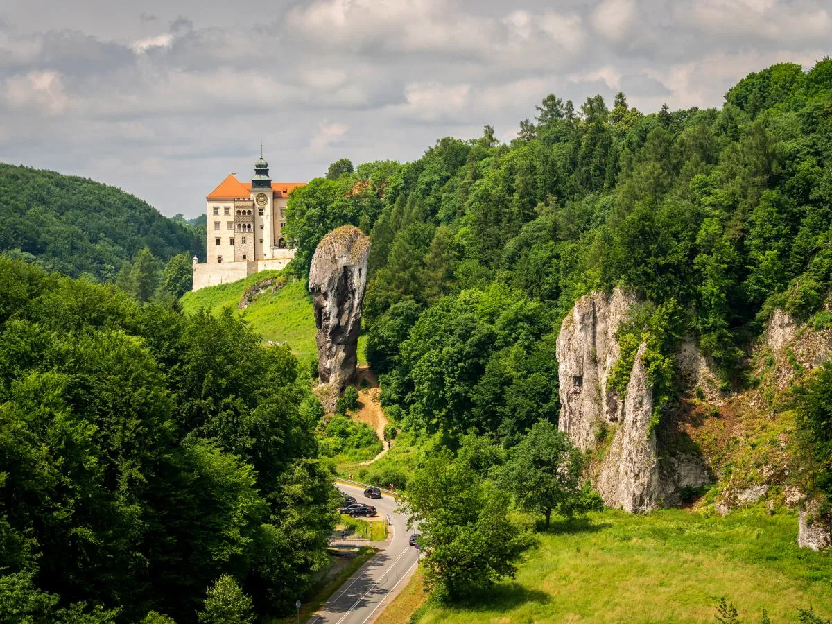 Parking Zamek Pieskowa Skała