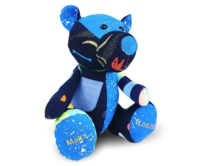 Miś uszyty ze starych ubranek