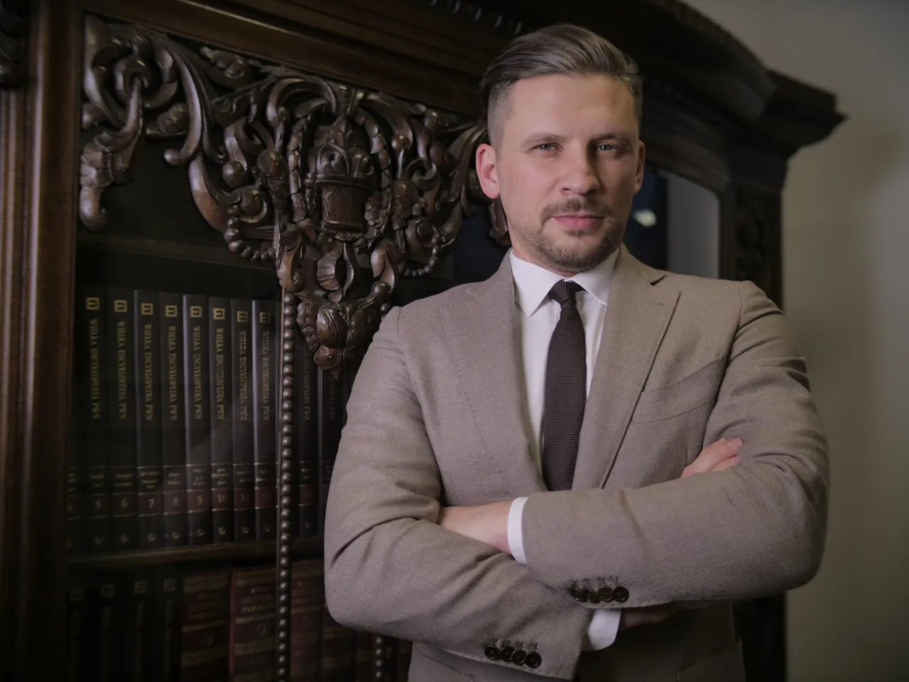 Prawnik doradza klientowi