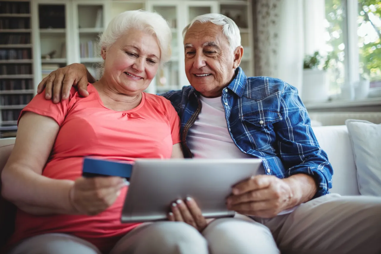 Seniorzy korzystający ze zniżek medycznych lub rehabilitacyjnych