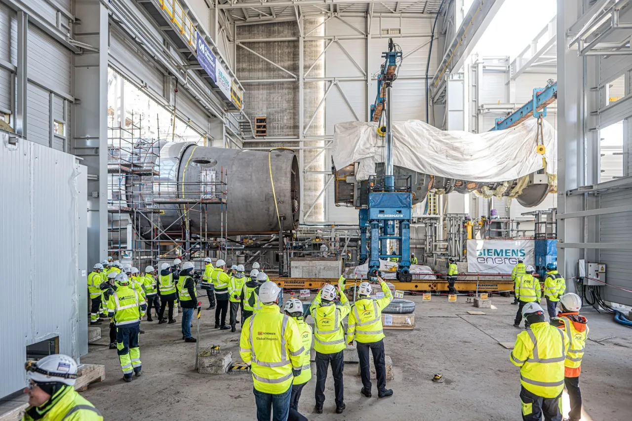 Elektrownia gazowo-parowa schemat działania lub turbina