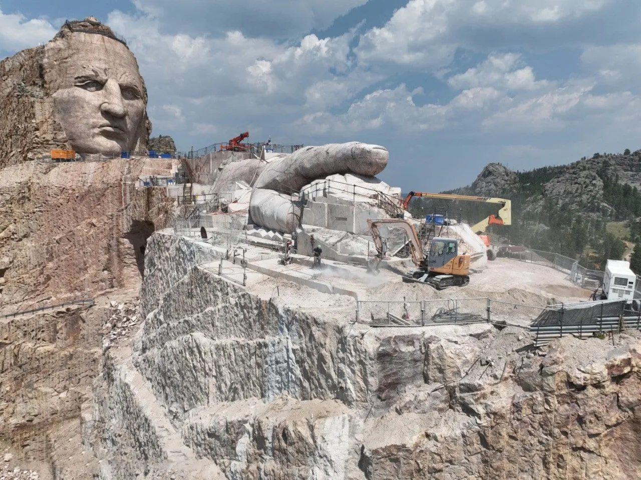 Crazy Horse Memorial construction history
