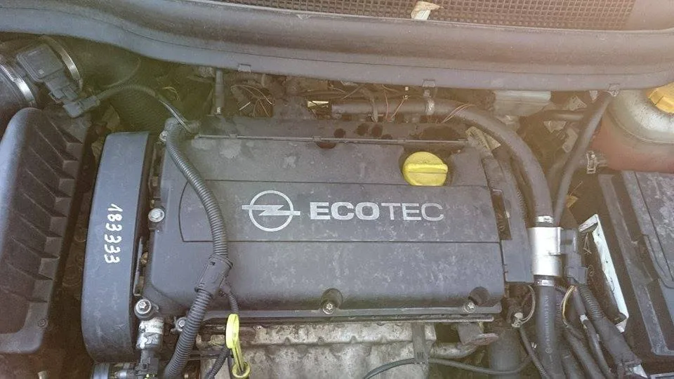 Zdjęcie Ile pali Opel Zafira 1.8 benzyna? Sprawdź, co wpływa na spalanie