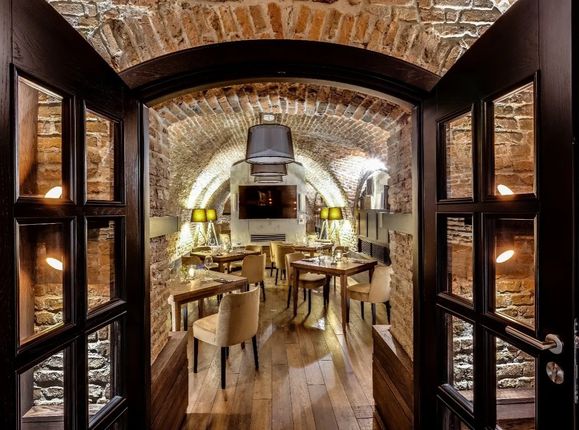 Hotel SixtySix Warszawa Nowy Świat wnętrze