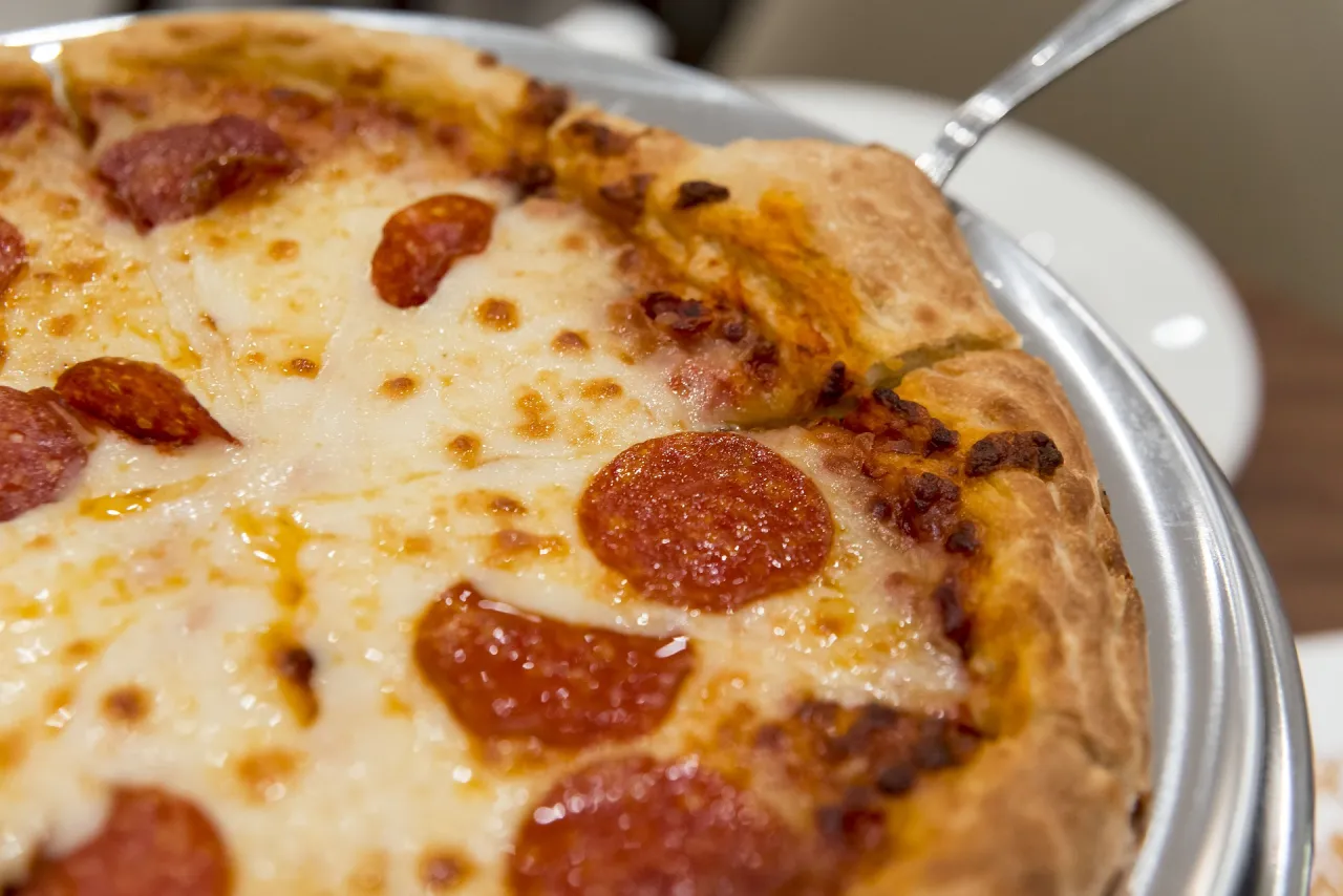 Zdjęcie Czy mozzarella w zalewie nadaje się do pizzy? Oto, co musisz wiedzieć