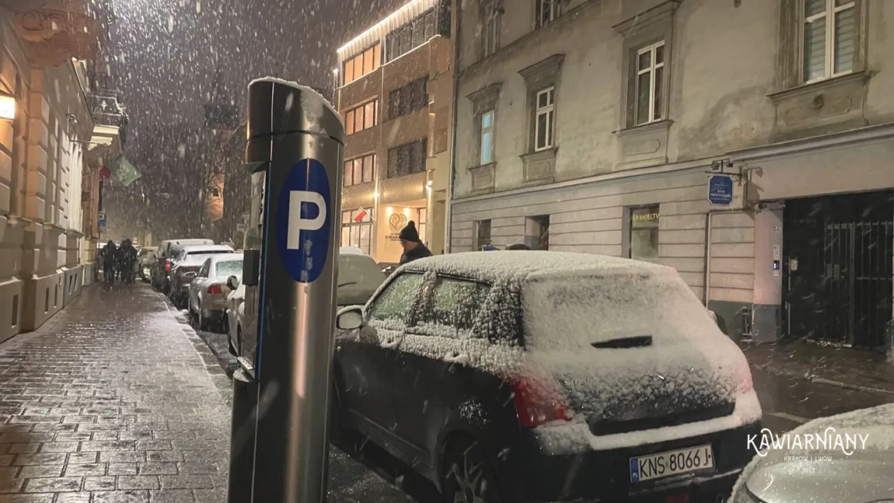 Zdjęcie Czy niepełnosprawni płacą za parking w Krakowie? Sprawdź zasady i ulgi