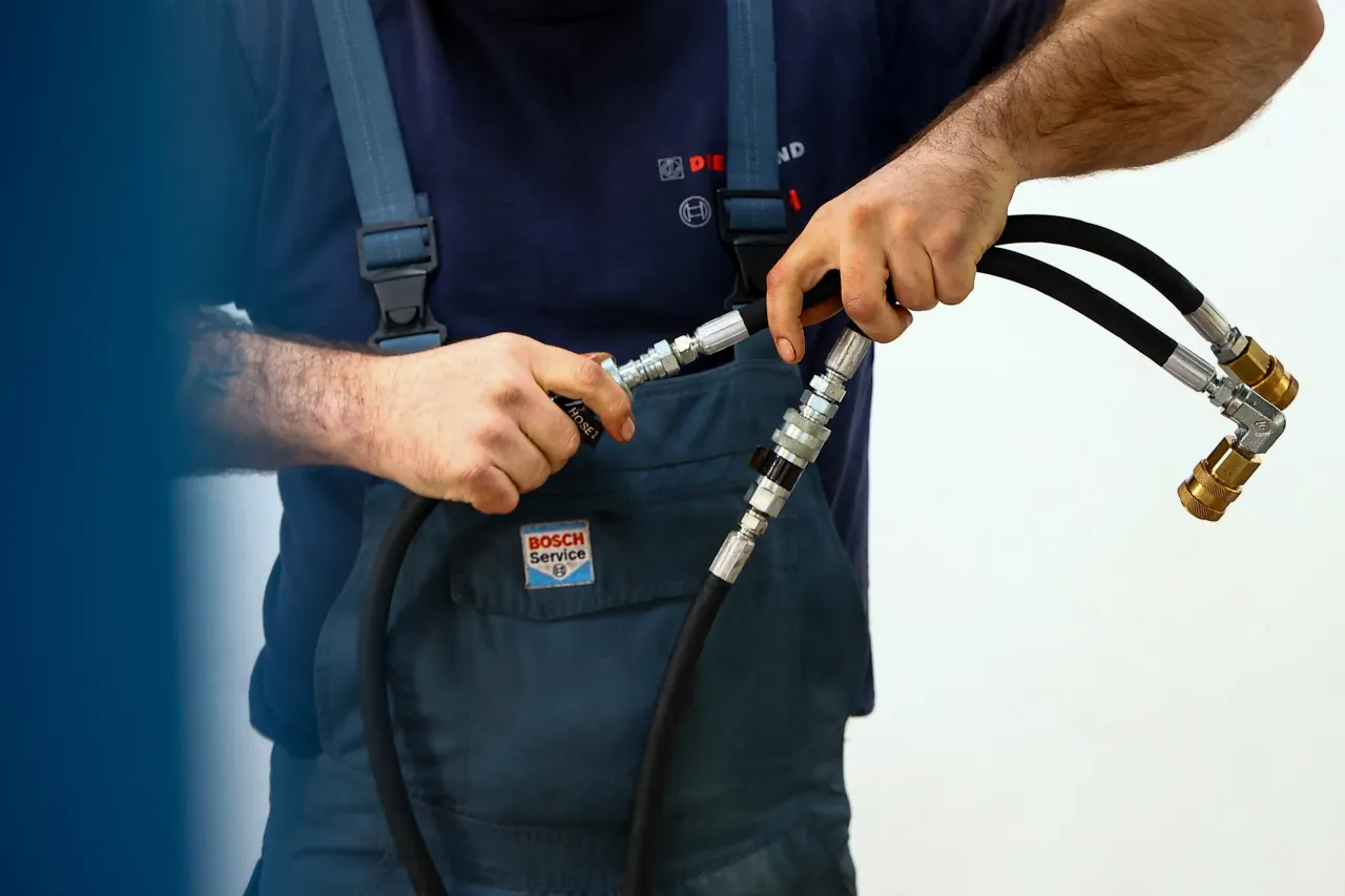 kolor zużytego oleju ATF vs nowy