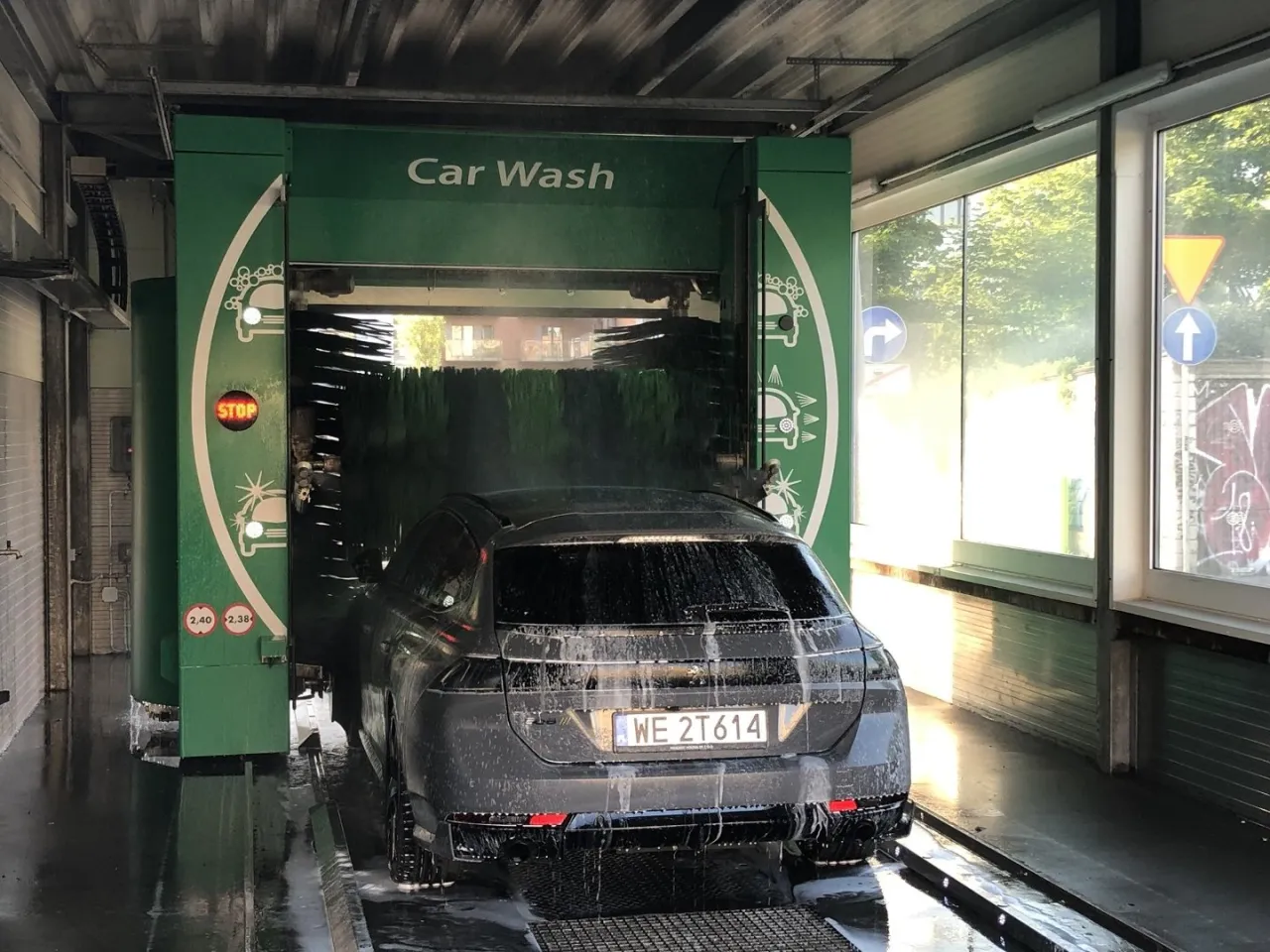 bezpieczna myjnia bezdotykowa porównanie