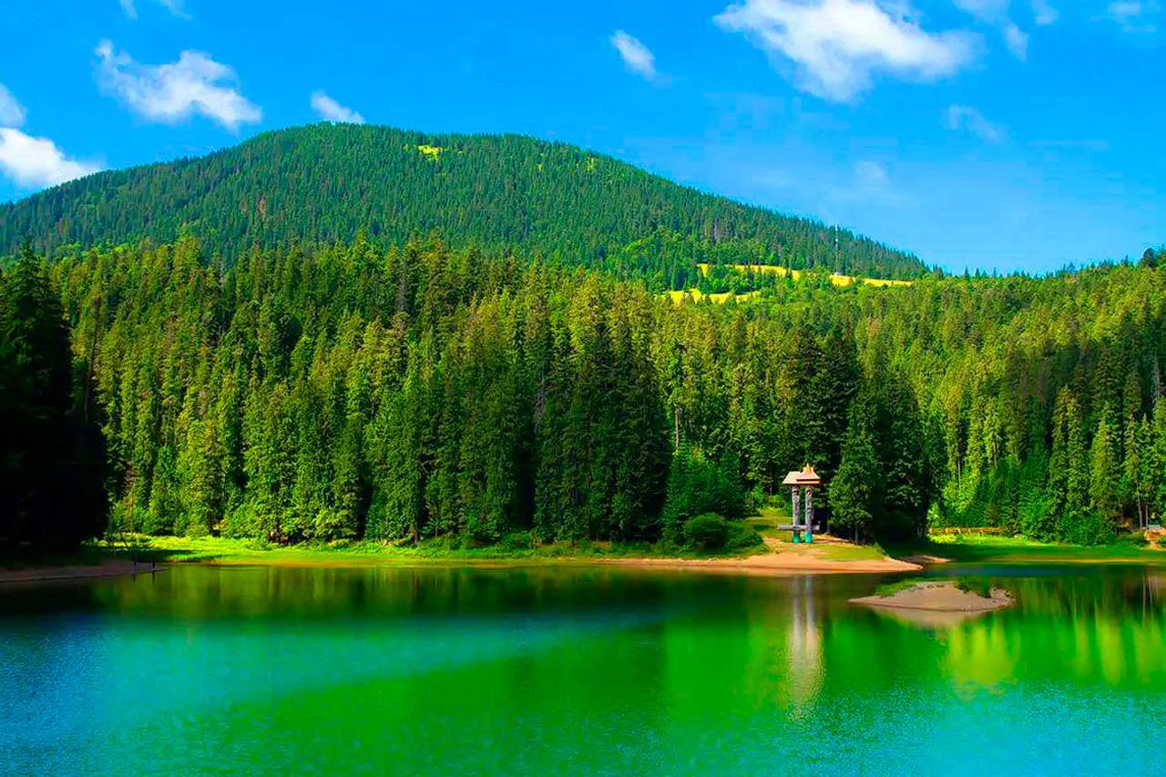 Jezioro Synewyr Karpaty