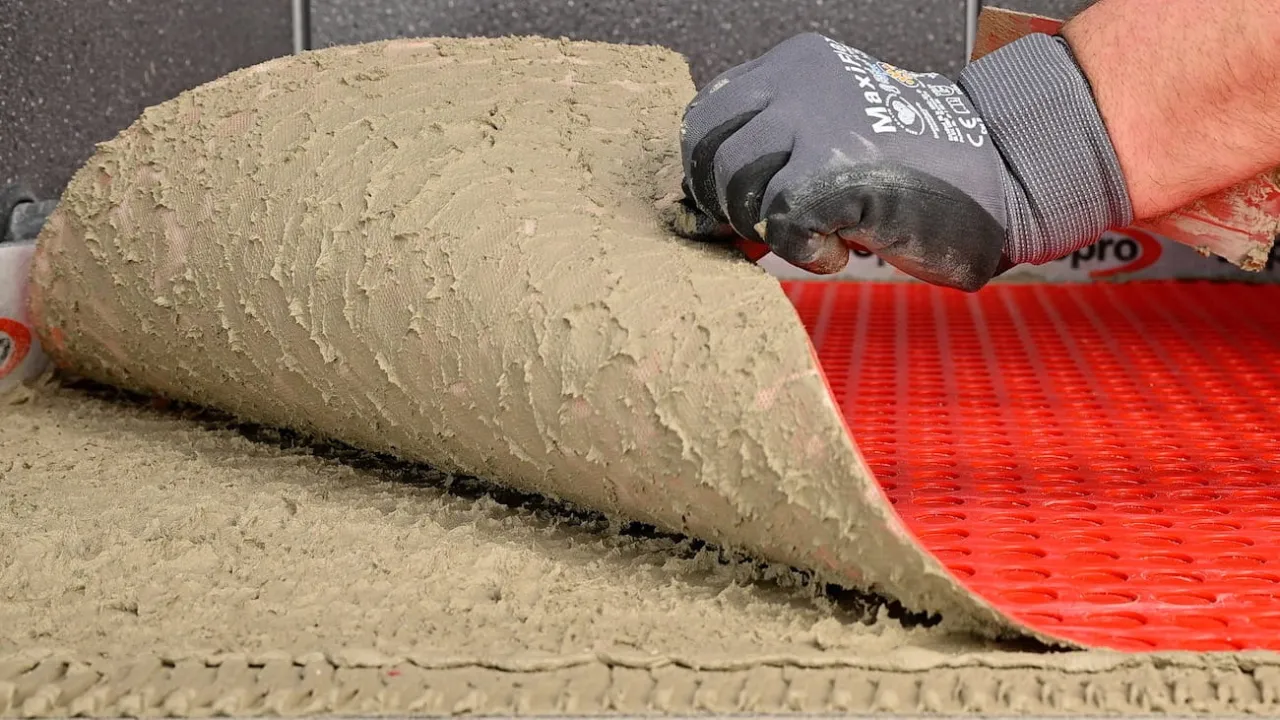 mata kompensacyjna pod płytki na osb