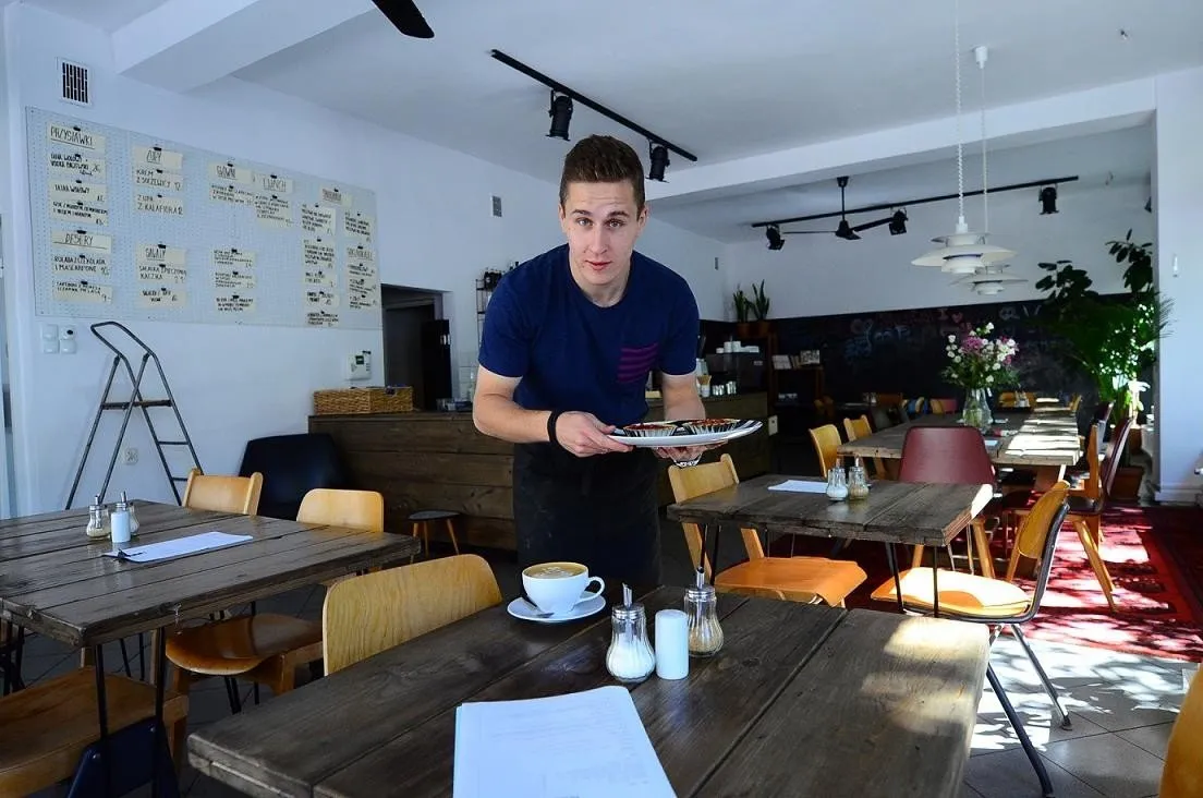 modne restauracje Jeżyce Poznań, kawiarnie specialty Jeżyce