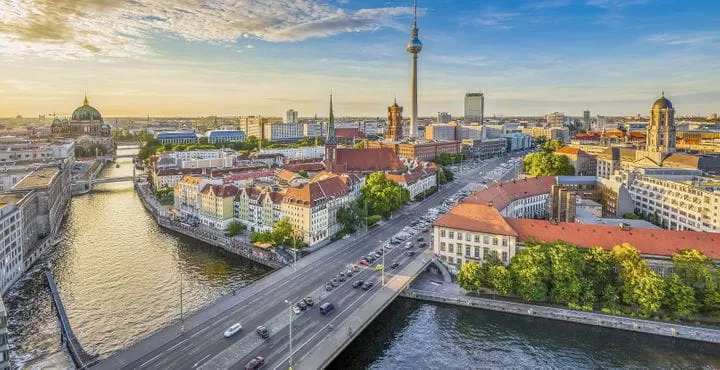 Zdjęcie Jak dojechać do Berlina pociągiem - proste trasy i szybkie połączenia