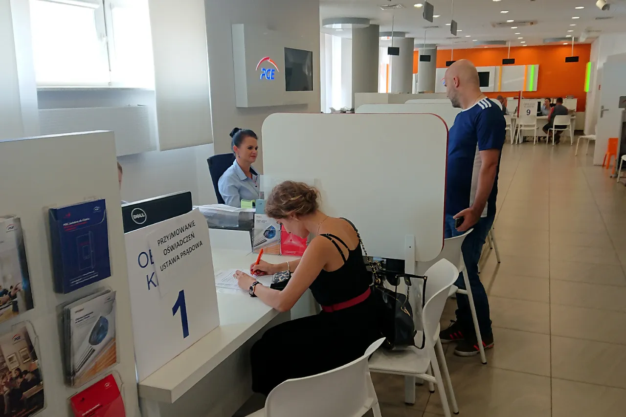 Zdjęcie PGE Ostrowiec Świętokrzyski - dane kontaktowe i godziny otwarcia