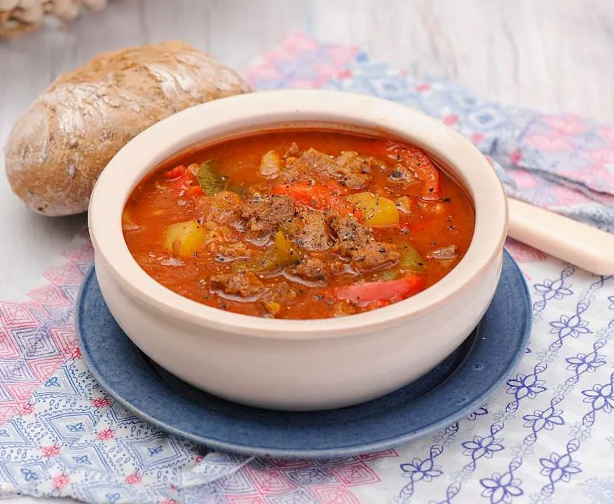 składniki zupa gulaszowa