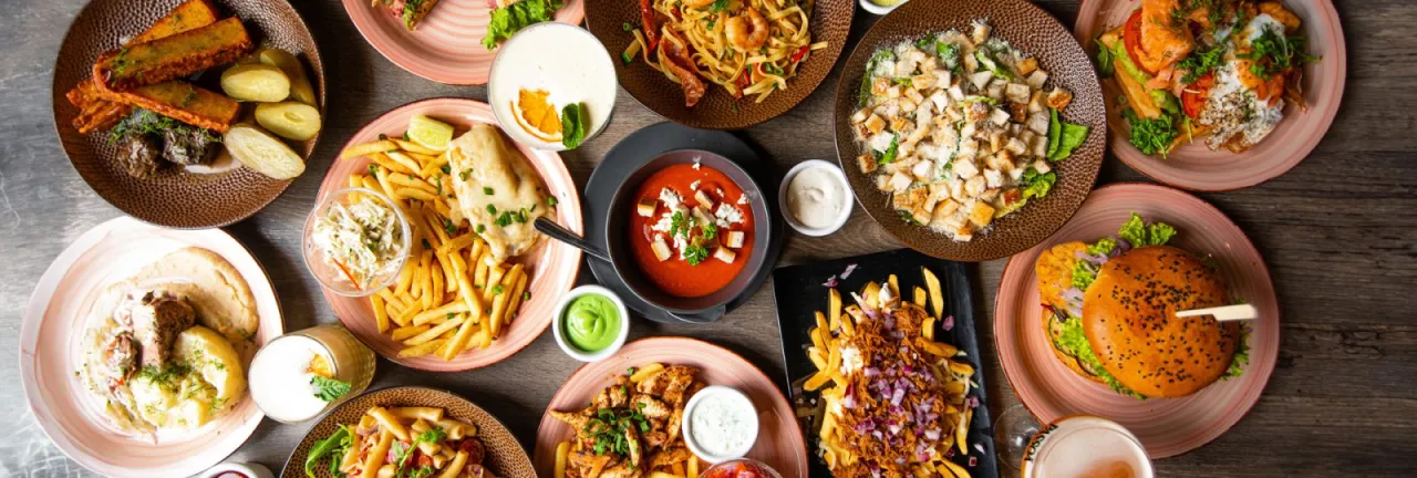 Zdjęcie Czy można zamówić jedzenie do hotelu? Oto co musisz wiedzieć