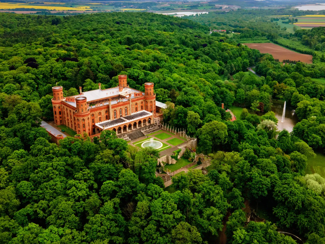 Pałac Marianny Orańskiej Kamieniec Ząbkowicki