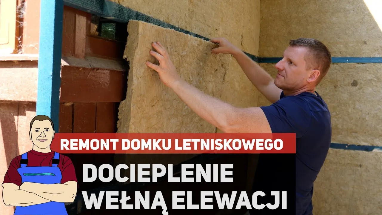 Montaż wełny mineralnej na ruszcie drewnianym