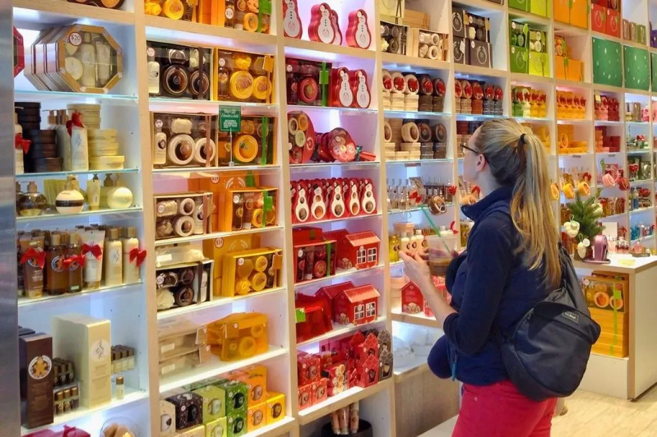 holenderskie drogerie zakupy kosmetyk&oacute;w