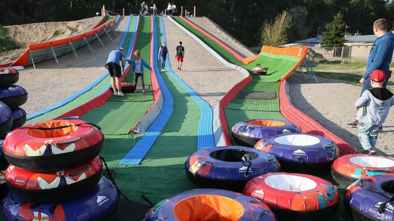 julo atrakcja park rozrywki