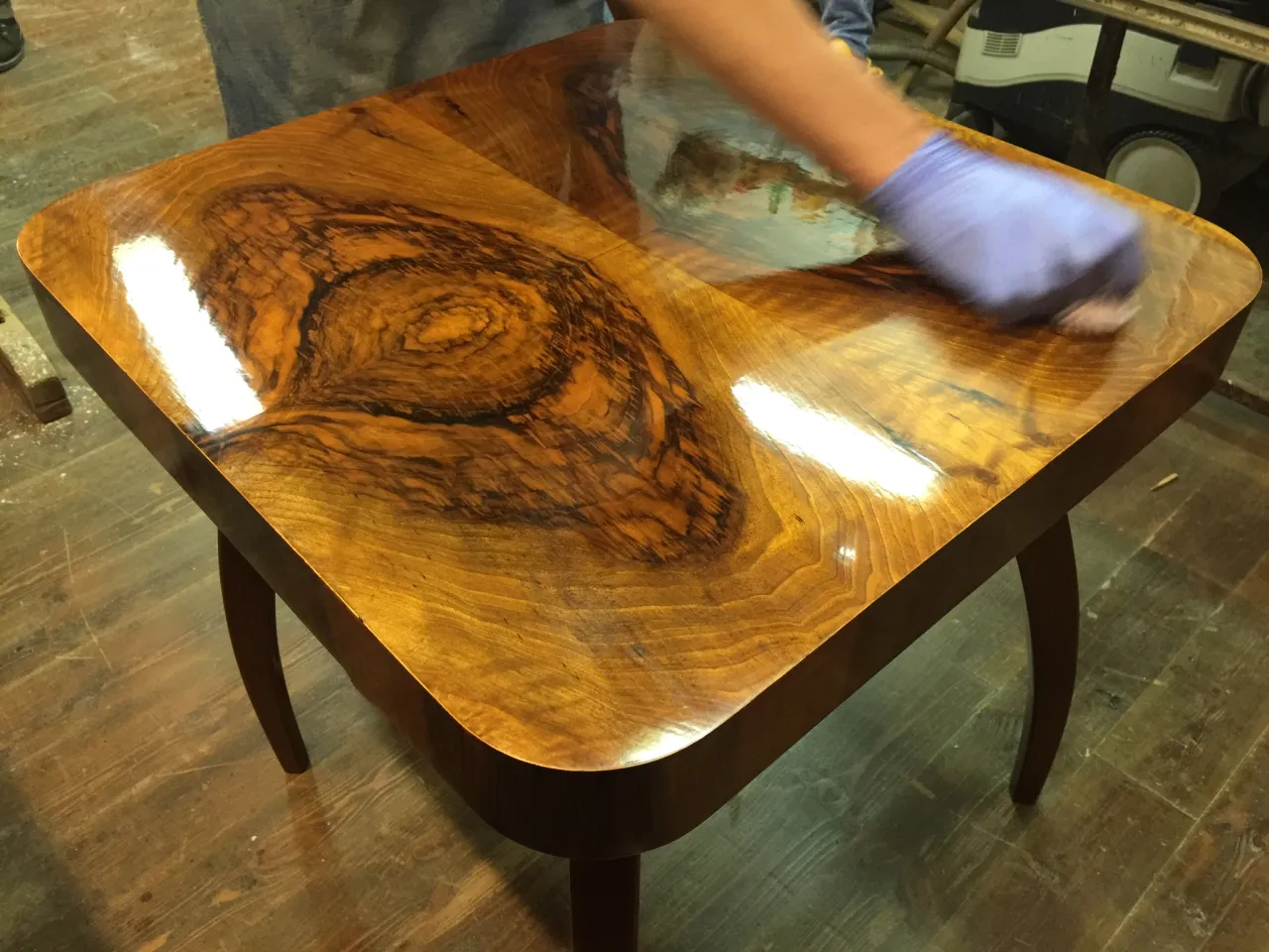 zarysowane meble na wysoki połysk błędy czyszczenia