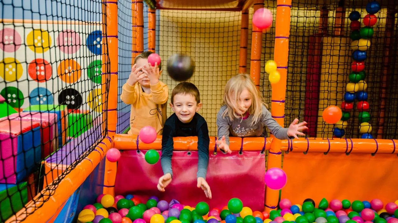 hotel przyjazny dzieciom udogodnienia dla roczniaka