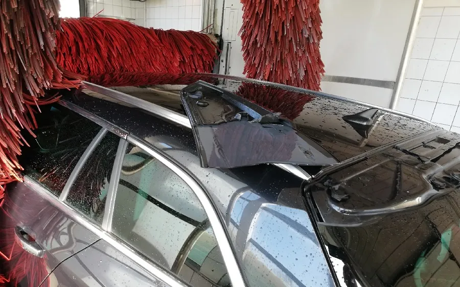 przygotowanie samochodu do myjni automatycznej Orlen