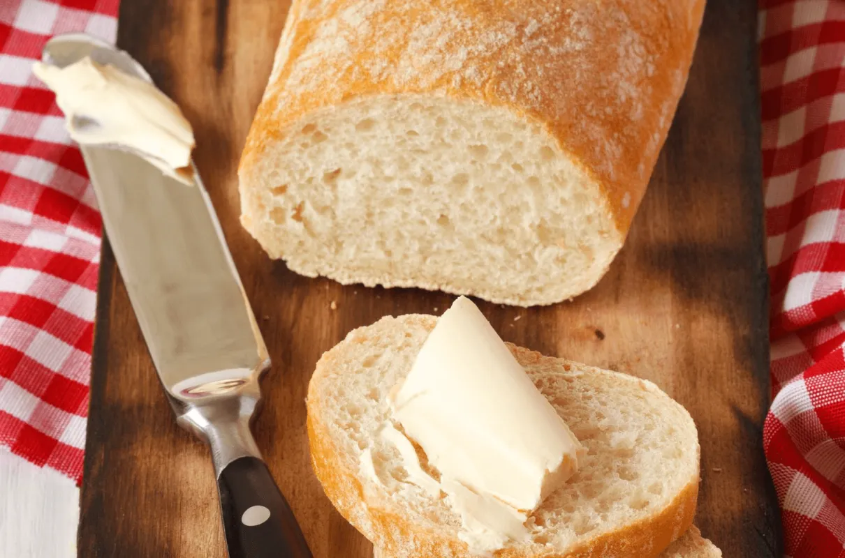 domowy chleb na proszku do pieczenia gotowy bochenek