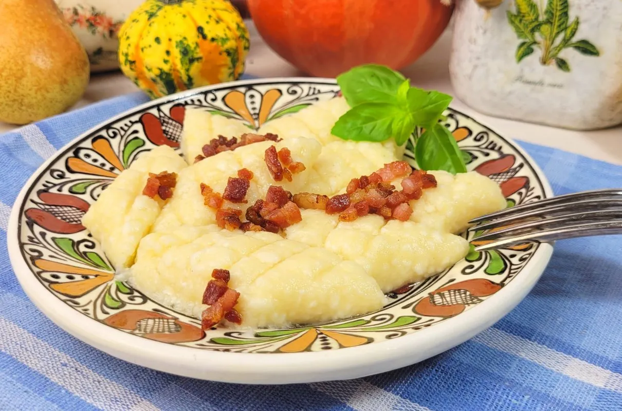 wytrawne kluski leniwe z boczkiem i grzybami