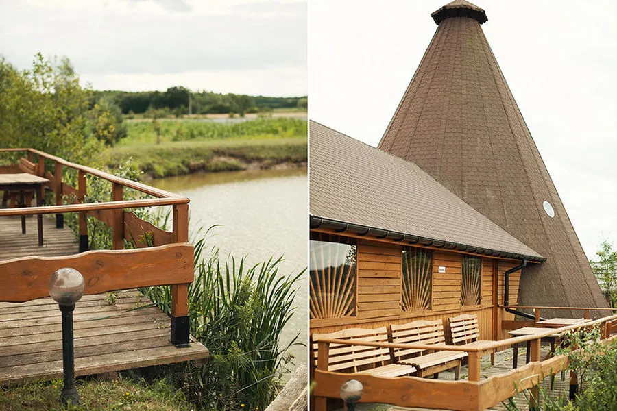 Agroturystyka Dolina Baryczy z widokiem na stawy i domowe jedzenie