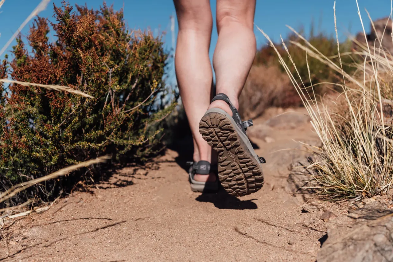 buty podejściowe trekkingowe trailowe sandały górskie