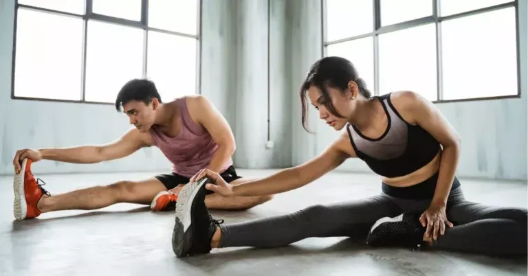 osoby rozciągające się elastyczność