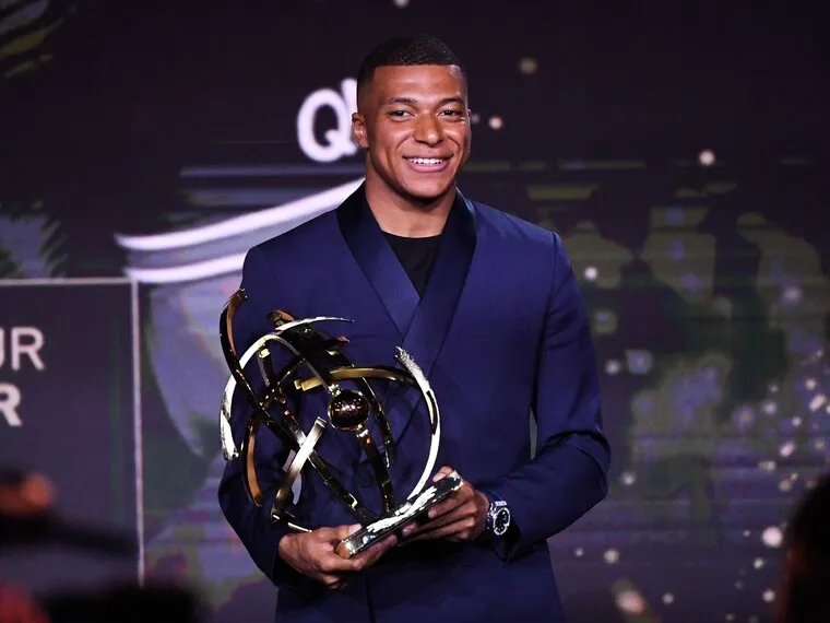 Zdjęcie Kylian Mbapp&eacute;: Wiek, data urodzenia i kluczowe rekordy kariery